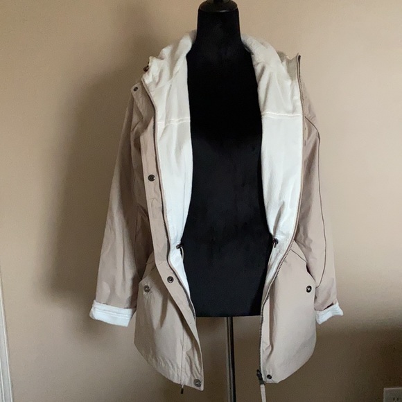 Reversible Women Jacket - Picture 3 of 6